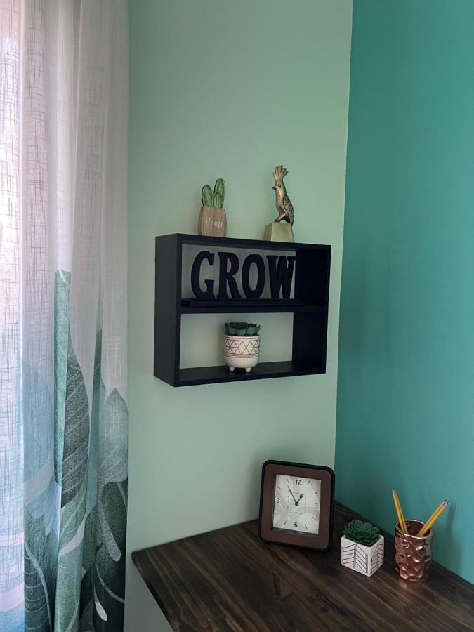 Cozy Loft With Parking And Private Patio W/ Grill *