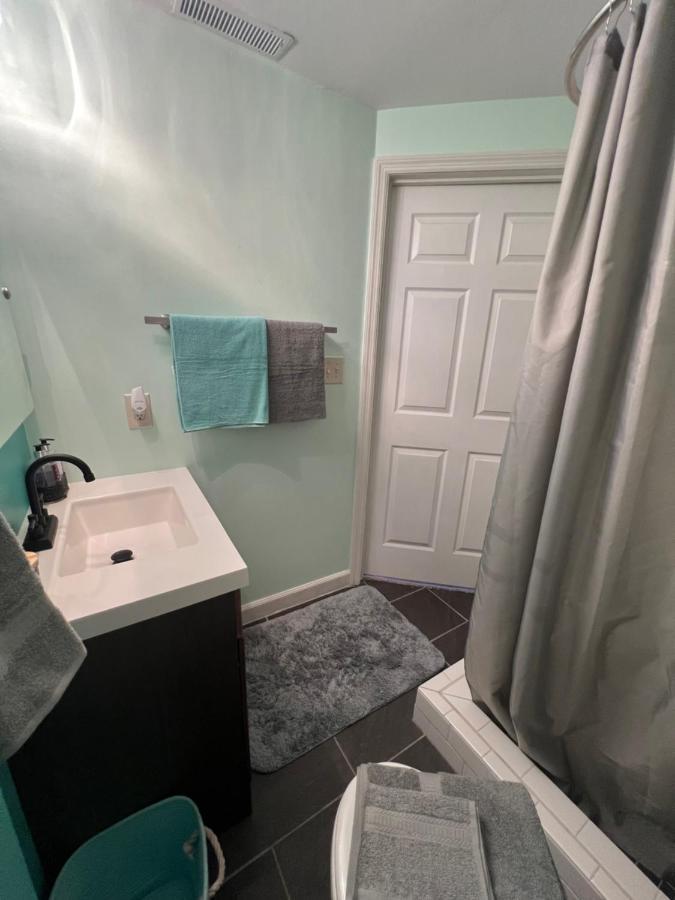 Cozy Loft With Parking And Private Patio W/ Grill